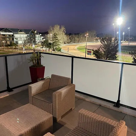3 Pieces Avec Terrasse, Proche Plage, Parking, Ascenseur - - Fr-1-306-1226 Apartment Pornichet