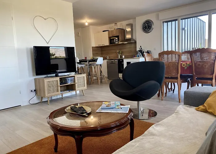 Apartment 3 Pieces Avec Terrasse, Proche Plage, Parking, Ascenseur - - Fr-1-306-1226 Pornichet